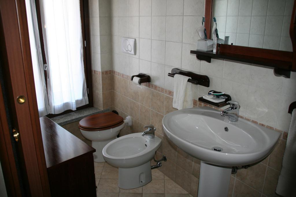 Agriturismo Cascina La Palazzina Albairate Pokój zdjęcie